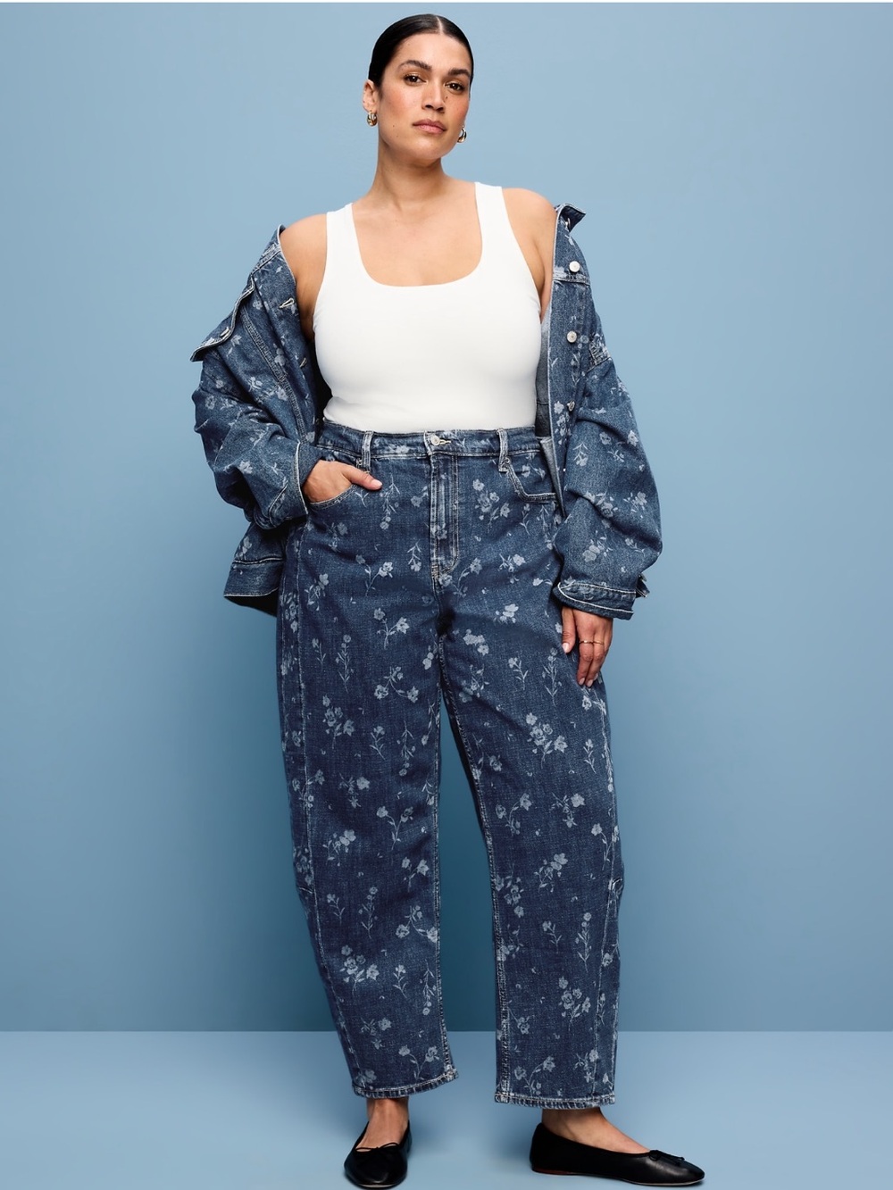 Old Navy Dark Blue Floral Boyfriend Jeans